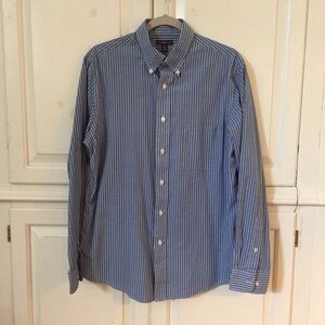Men’s Croft&barrow blue/white plaid button down dress shirt size medium